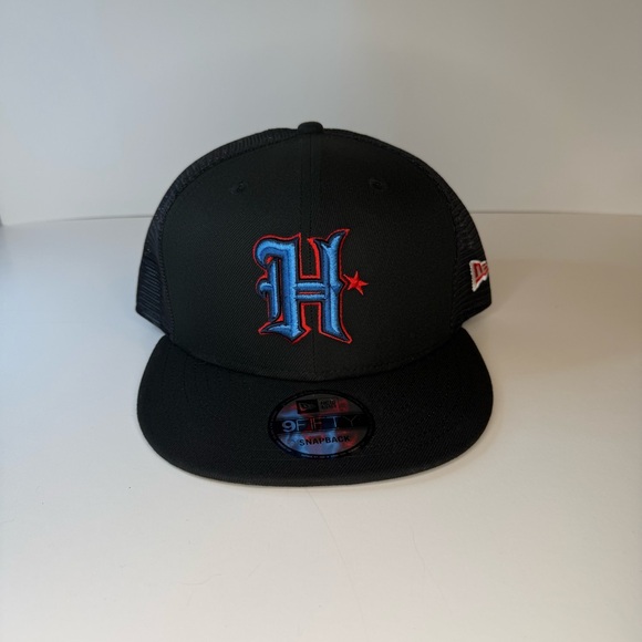 NFL Other - Houston Texans New Era 9SEVENTY Trucker Snapback Hat Black Alternate H Logo NEW